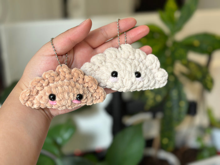 Crochet Empanada/Dumpling Keychain (Gyoza/Jamaican Patty/Pierogie)