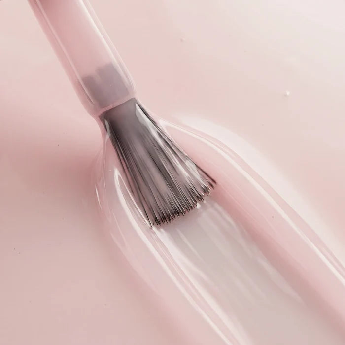 Gel in a bottle · Silk 15ml*
