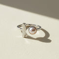 Pearl-set bar ring with silver bar and round white pearl