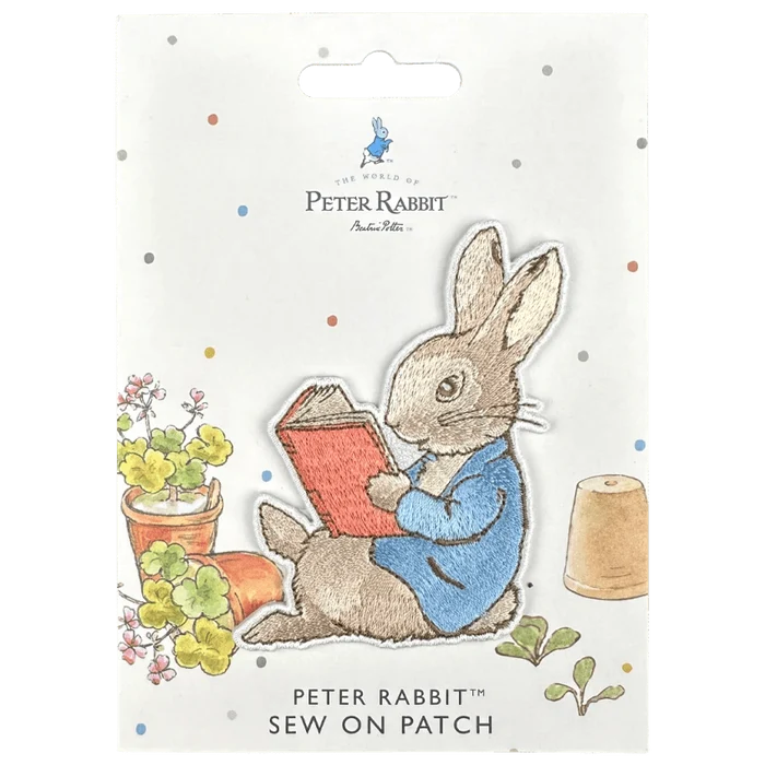 Peter Rabbit Reading Sew / Iron On Patch - Diavazo Greek Books