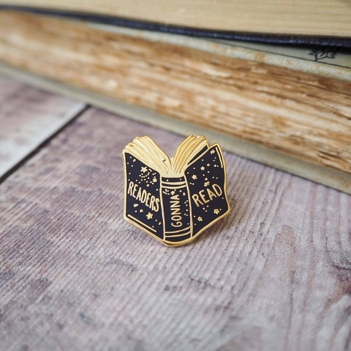 Readers Gonna Read - Book Lover Enamel Pin Badge - Reading / Κονκάρδα Βιβλιοφάγου - Diavazo Greek Books